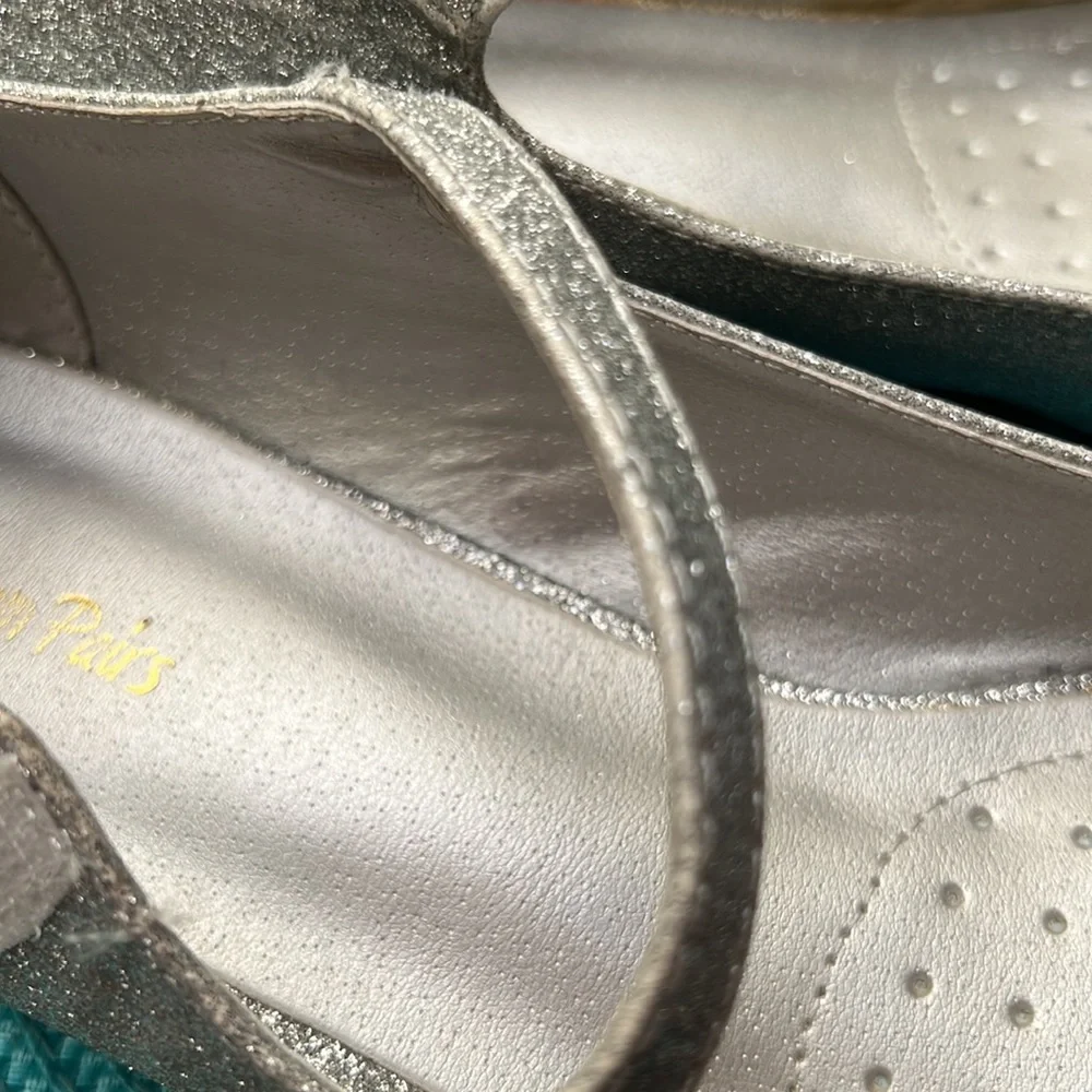 Silver Glittery Mary Jane Party Shoes - Sz 10 - Picture 5 of 11